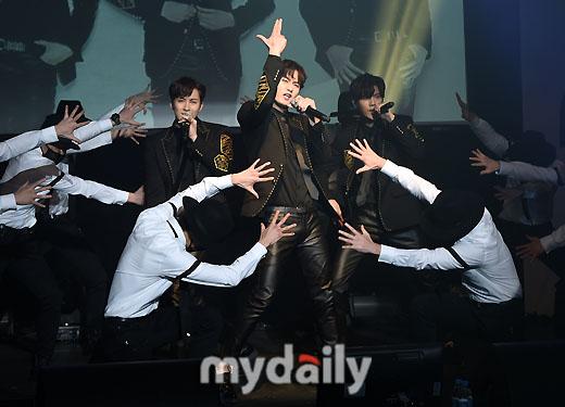 [MD포토] 더블에스301 카리스마 폭발