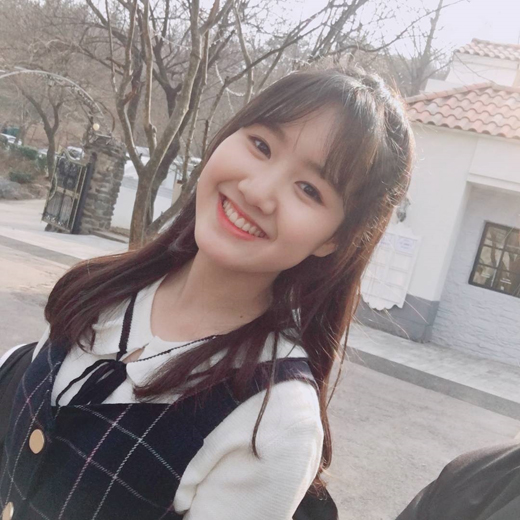 19살, 예쁘게 잘컸다…진지희, 빵꾸똥꾸 폭풍성장