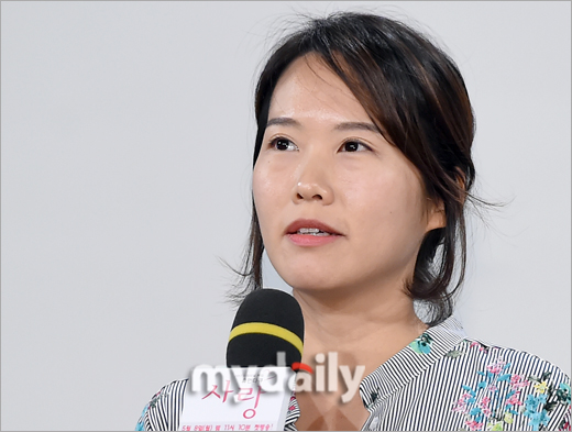 [MD포토] 이지은 PD '세월호 인터뷰 생각하며 글썽'