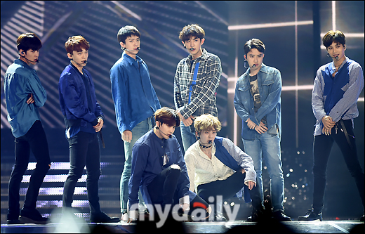 [MD포토] 엑소, 오늘은 완전체