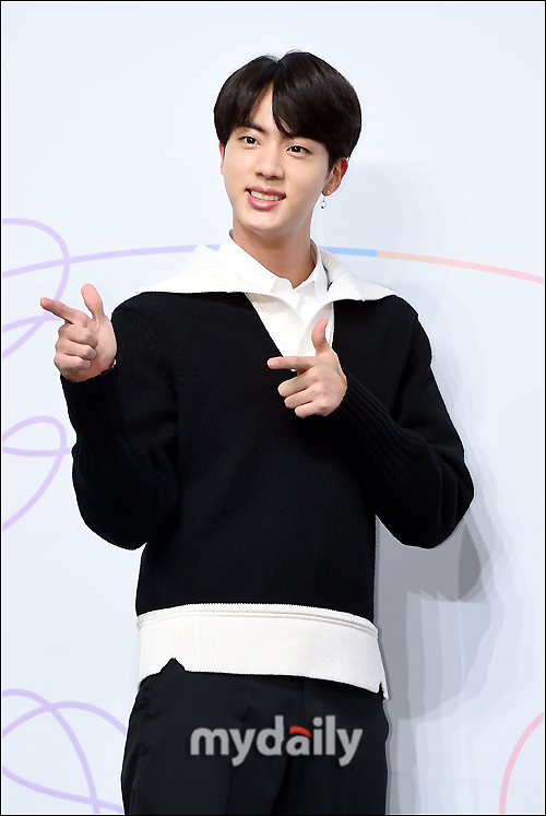 [MD포토] 방탄소년단 진, 매력적인 손짓