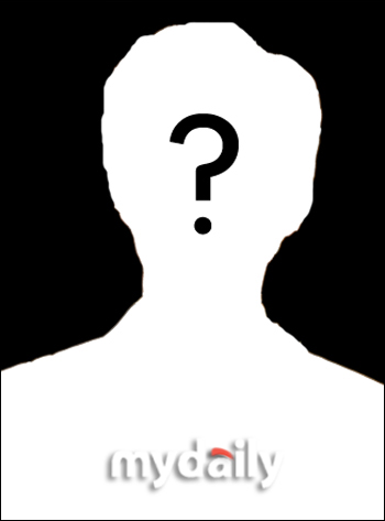 배우 오모 씨, 성추행 의혹 휩싸여…소속사 묵묵부답