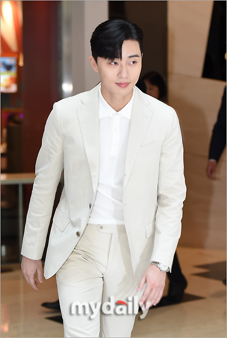 [MD포토] 박서준 2대8 가르마 아무나 도전 못하지