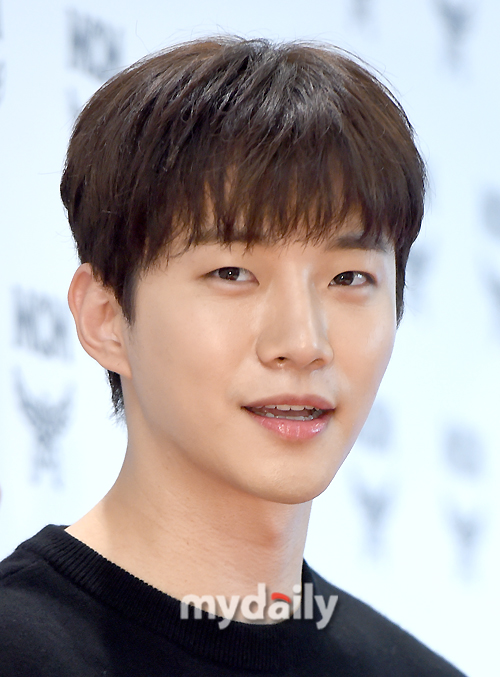 [MD포토] 2PM 준호 클로즈업도 문제없어