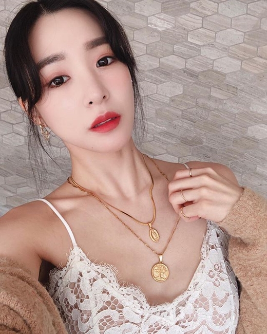 쇄골라인, 아찔하네…소녀시대 티파니, 더 예뻐진 근황