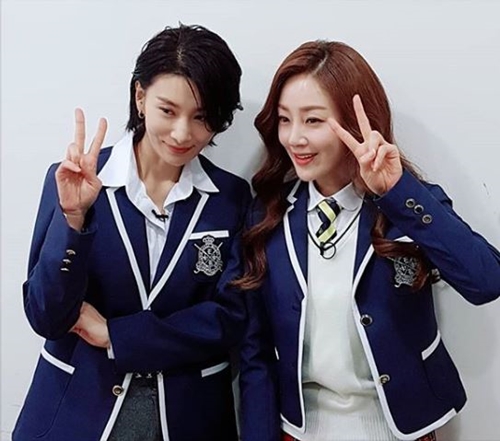 ‘아는형님’ 오나라 “서형언니 매력에 풍덩, 찐찐 의외모습 재미” 교복 잘어울려