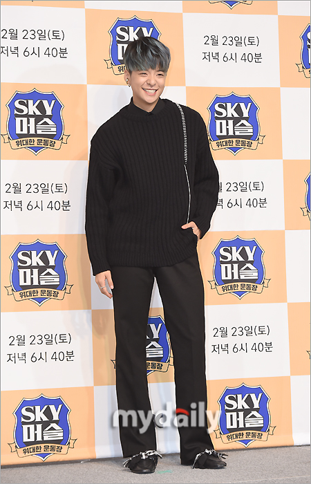 [MD포토] 엠버 진정한 운동돌
