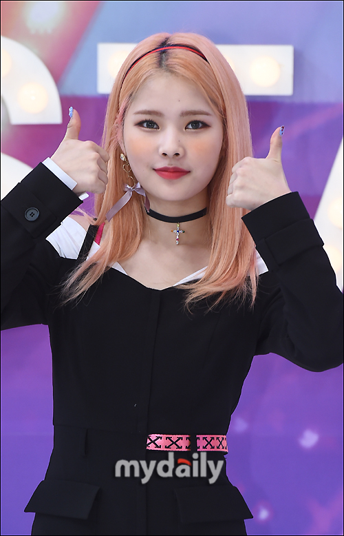 [MD포토] 위키미키 리나, 기분 좋은 쌍 따봉