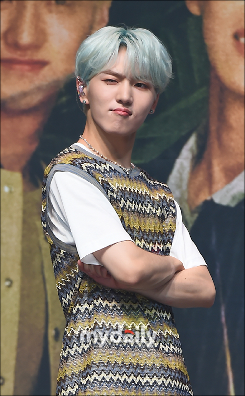 [MD포토] 펜타곤 키노, 익살스런 포즈