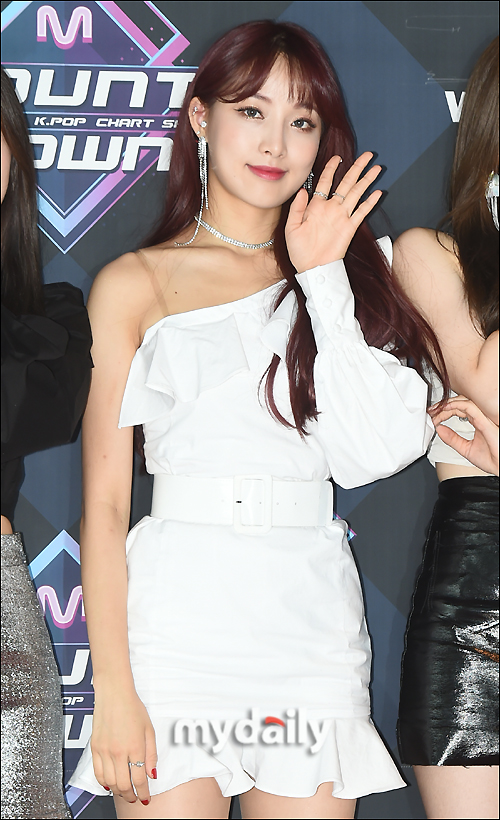 [MD포토] 네이처 새봄, 반짝반짝 미모