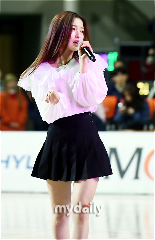 [MD포토] 오마이걸 아린, 애절한 목소리