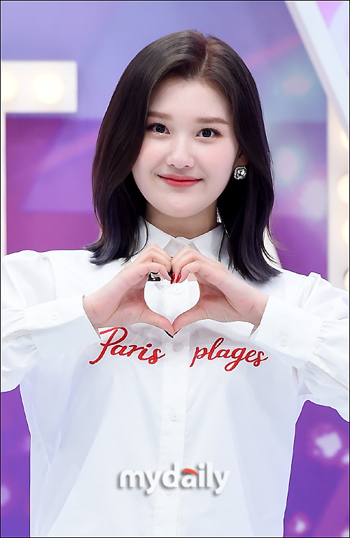 [MD포토] 페이버릿 아라, 순수한 하트