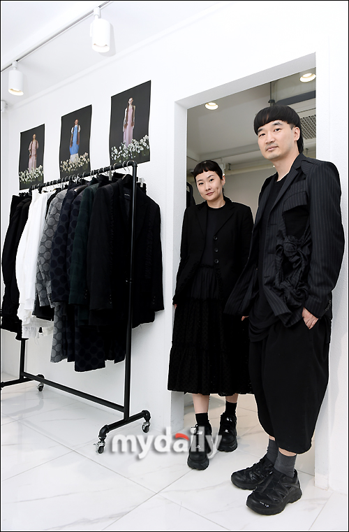 ‘비뮈에트’ 서병문·엄지나, “어셔가 스트릿 셔츠 입어 깜짝 놀랐죠”[MD인터뷰]