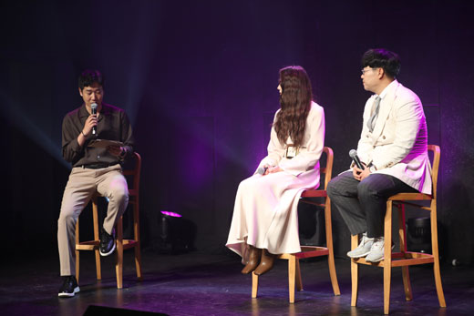 따뜻했다는 위로되길…케이시, 가을 감성 노린 행복하니로 컴백 [종합]