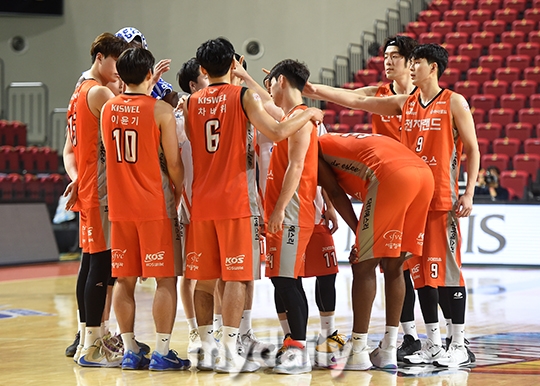 KBL, 전자랜드 매각 주관사 선정…새 주인 찾는다[오피셜]