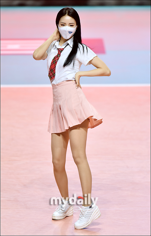 [MD포토] 치어리더 천온유, 완벽한 몸매
