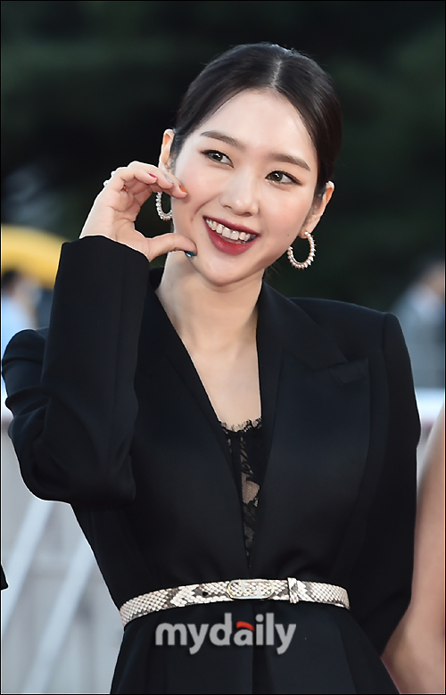 [MD포토] 오마이걸 지호, 상큼미 넘치는 볼하트