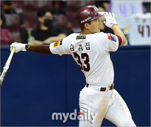 [MD포토] 김휘집 또 2루타 히트