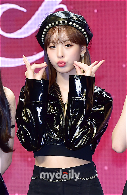 클라씨 선유, 귀여운 눈맞춤 [MD포토]