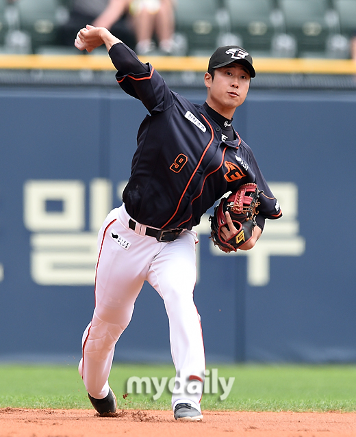 [MD포토] 박정현 '한화 내야 수비를 책임진다'