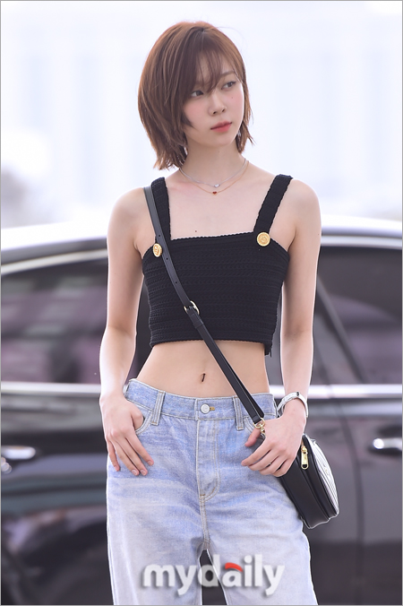 [MD포토] 에스파 윈터 배꼽 미인 인증