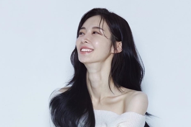 이혼·재혼 발표 티아라 출신 아름, 가수 복귀 솔로 앨범 나올 예정 [전문]