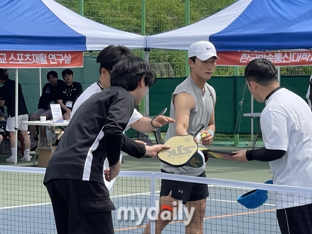 [현장] 코오롱FnC 헤드, 3Q에 피클볼장 설립할 것...“미국서 1020 급증하며 힙한 생활스포츠 각광”
