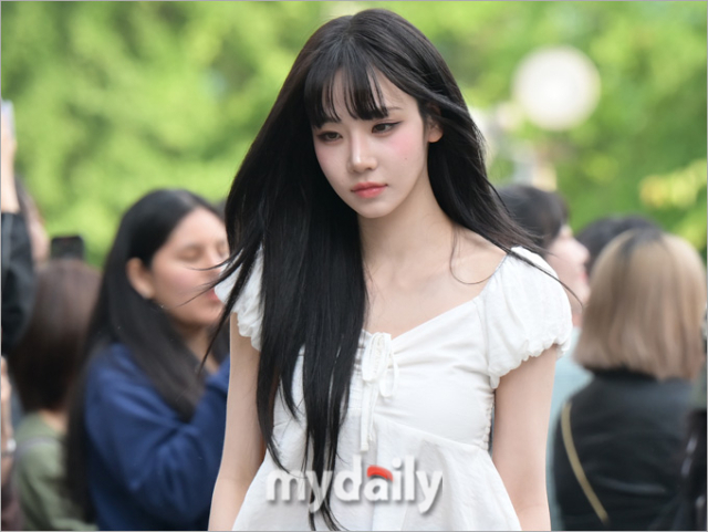 [MD포토] 트리플에스 나경 데뷔 이후의 삶은 화보