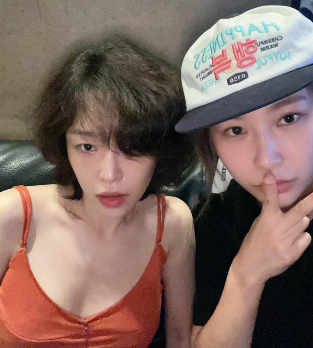 프로포폴→4년만 복귀 암시 가인, 자숙 근황…前남편 조권 조우&멤버 제아 생파