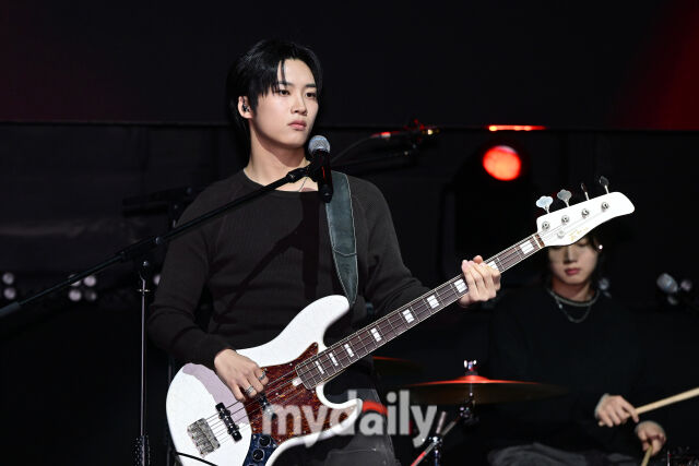 [MD포토] 드래곤포니 편성현 묵직한 베이스