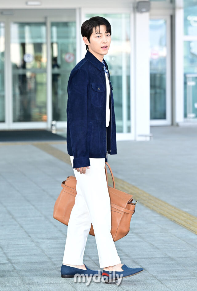 [MD포토] 송중기 패션의 완성은 송중기 그 자체