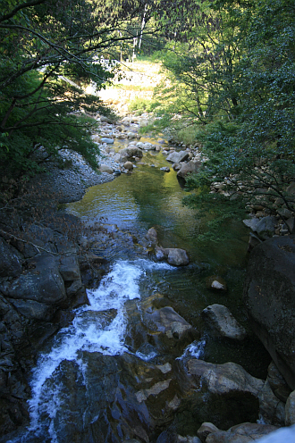 <200> 지리산 내원사(內院寺), 가을 산에 비로자나불 고운 볕 비추고
