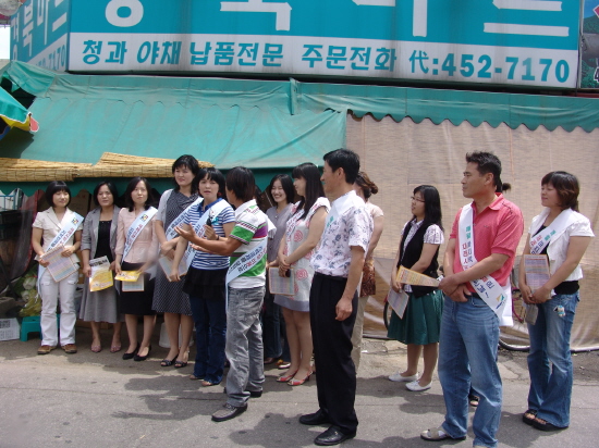 신철원에서 ‘재래시장 활성화’ 캠페인