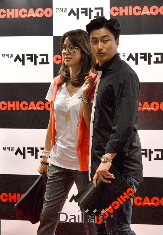 [포토]시카고 안정환-이혜원 부부, 오랜 만에 문화생활