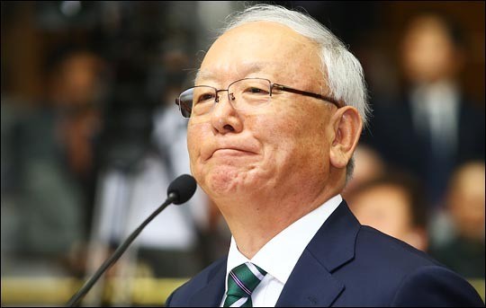 <포토>이병호 “역사적 범죄자 안될 것”