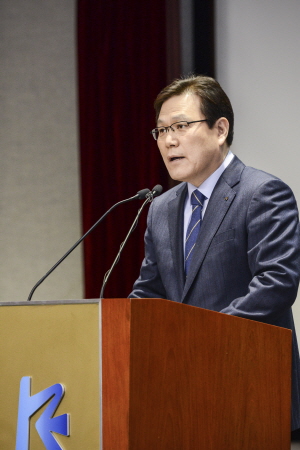 최종구 신임 수은 행장, 기업 살리기 최선