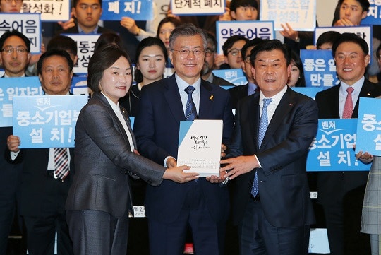 문재인"징벌적 손배 10배로"…재계"비현실적" | 인스티즈