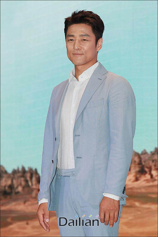 <포토>지진희의 진지함