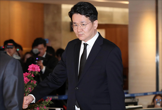 <포토> 빈소 도착한 상주 조원태 대한항공 사장