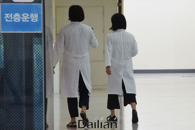 서울 도봉구 황실사우나 여탕 세신사 포함 5명 확진