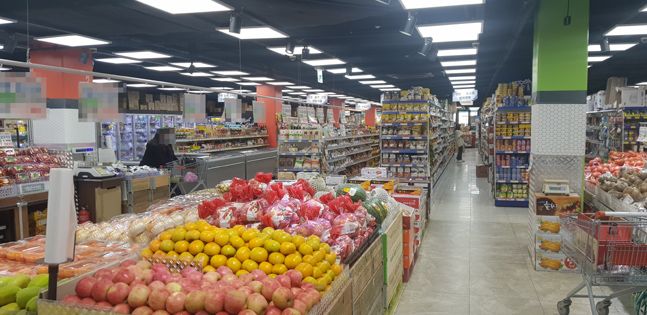 ‘그동안 안했나, 못했나’…식자재마트 규제 놓고 설왕설래