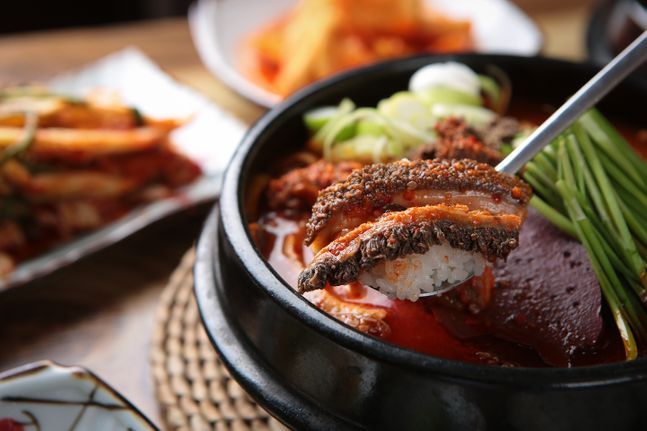 해장국 장사 왜 하는지 알겠다 막말 변호사 부부 배달음식 갑질