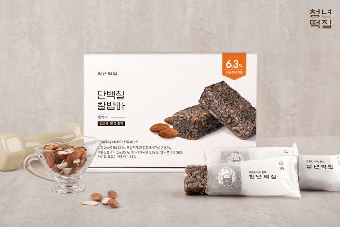 청년떡집, 영양 만점 끼니떡 단백질 찰밥바 흑임자 출시
