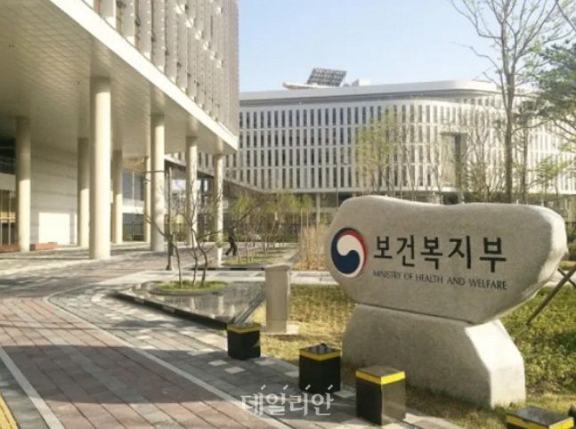 보건복지부-생명존중희망재단, 2022 자살 예방 인문 공개토론회 개최