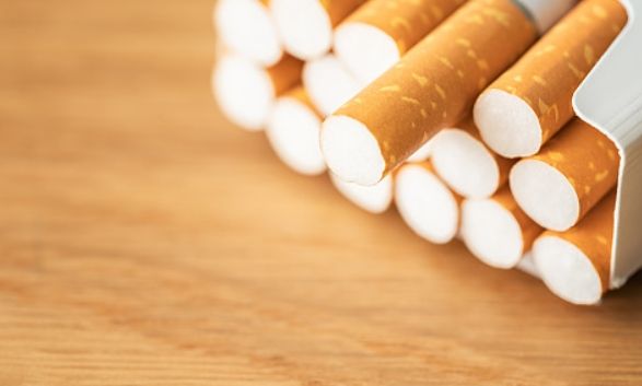가게 방문 손님이 직접 담배 만들면…대법 수제담배 업소, 불법영업 아냐