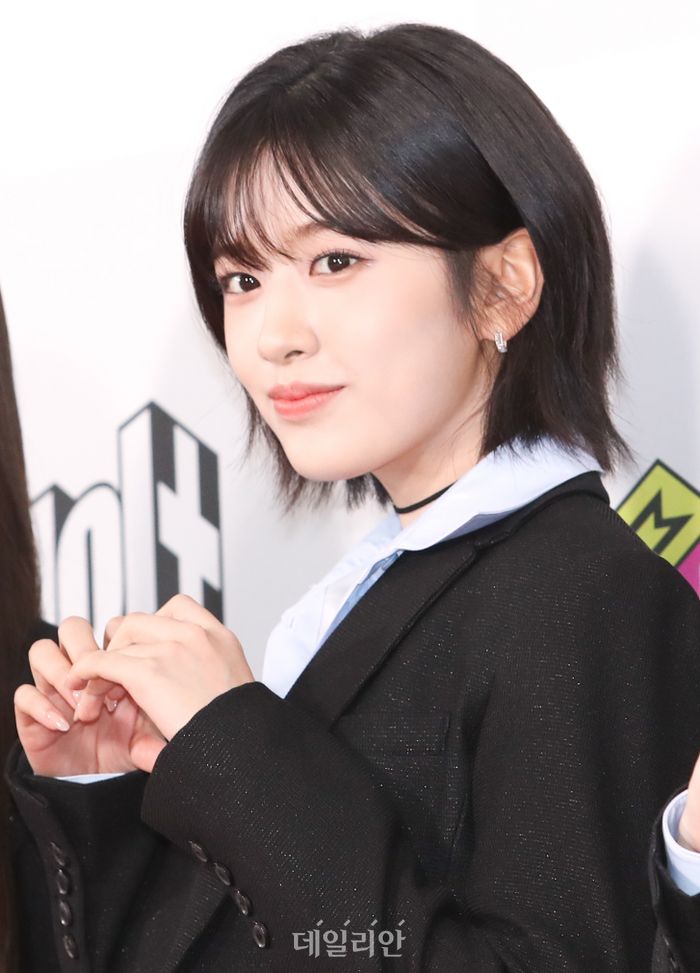 안유진, 숏컷 끝판왕