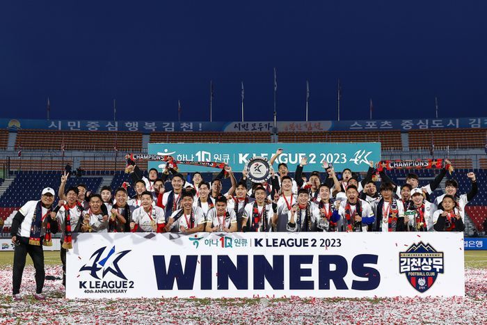 ‘대역전극’ 김천, 부산 꺾고 K리그2 역전 우승…K리그1 승격 확정