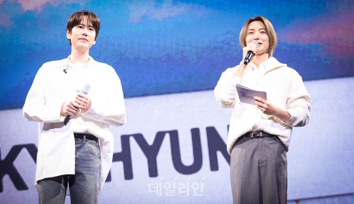 이특 슈퍼주니어 막내 규현 지원사격