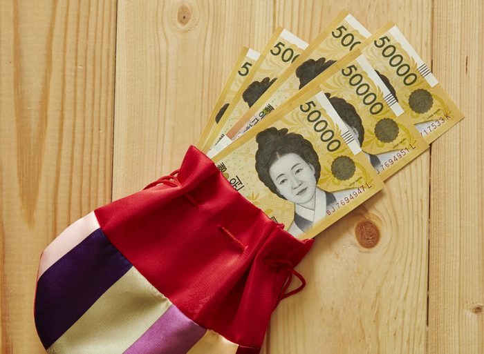 “세뱃돈으로 투자해볼까”…반도체·AI ‘주목’ [진주 in 재테크]