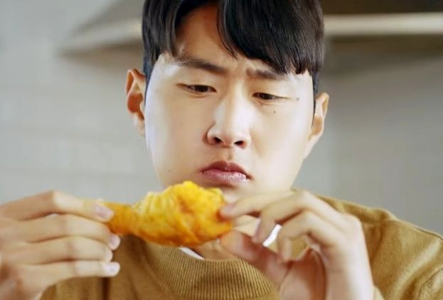 아라치 치킨, 이강인 손절했다